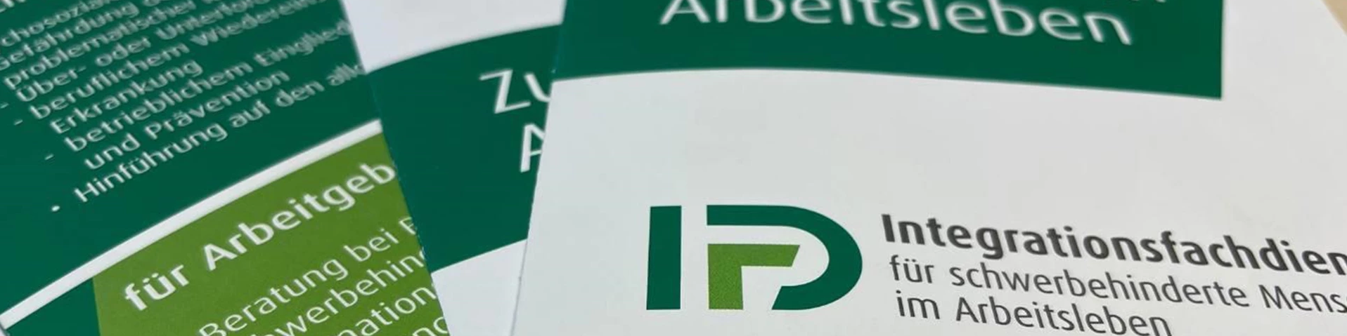 Ausschnitt von Flyern des IFD.